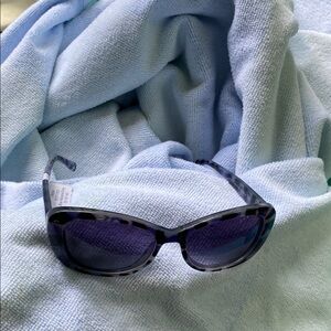 Stylish Blue and Gray Sunglasses